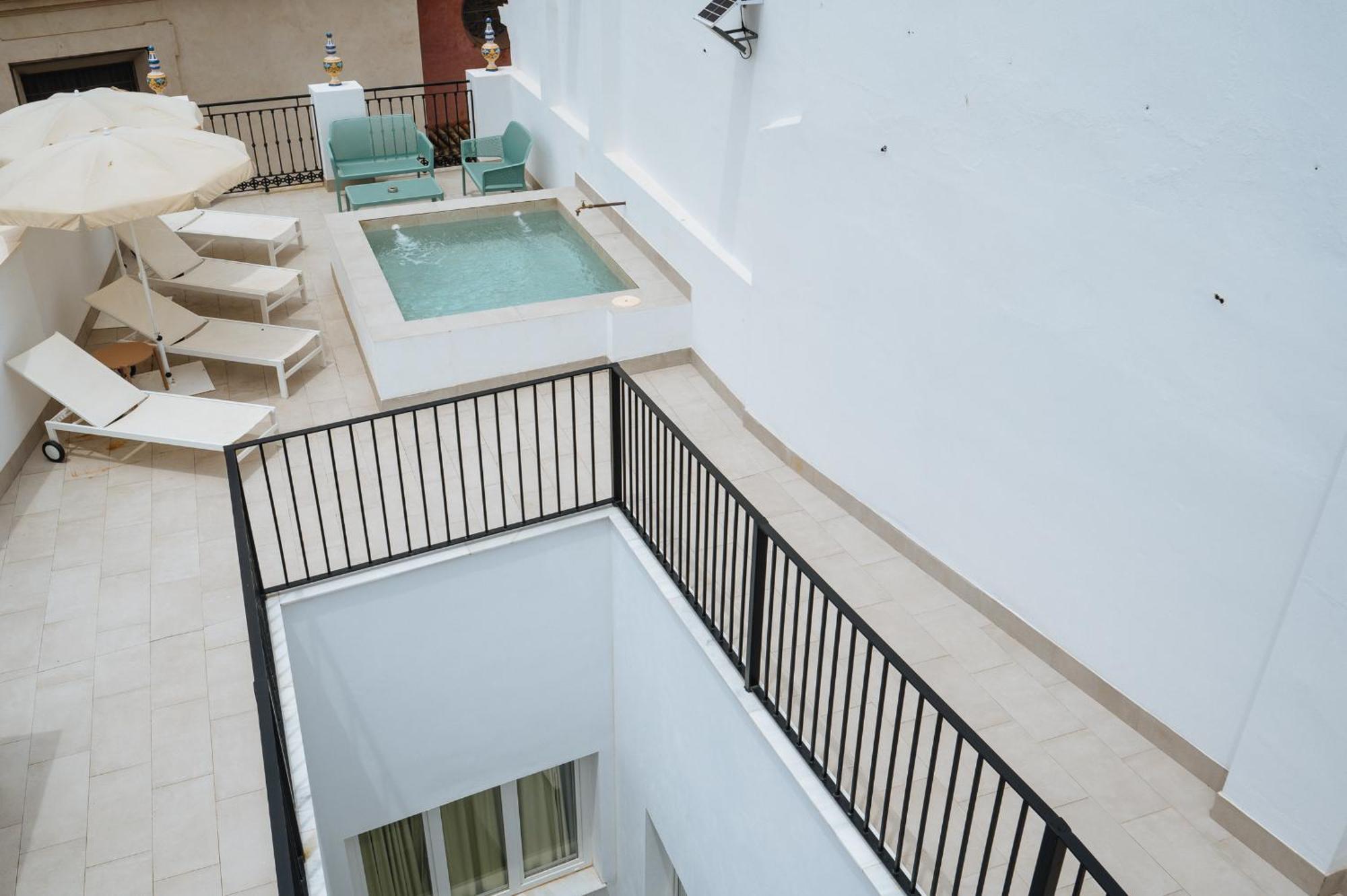 Ninesuites Cathedral Sevilla Exterior foto